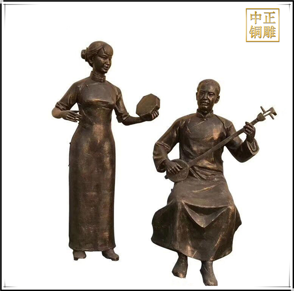 弾三弦民俗雕塑.jpg 弾三弦民俗雕塑.jpg