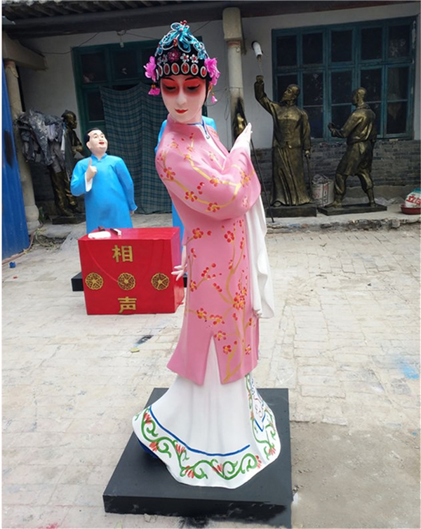 玻璃鋼唱戲雕塑.jpg 玻璃鋼唱戲雕塑.jpg