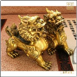 小型金貔貅擺件批發