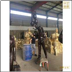 美女購(gòu)物人物銅雕塑銷(xiāo)售